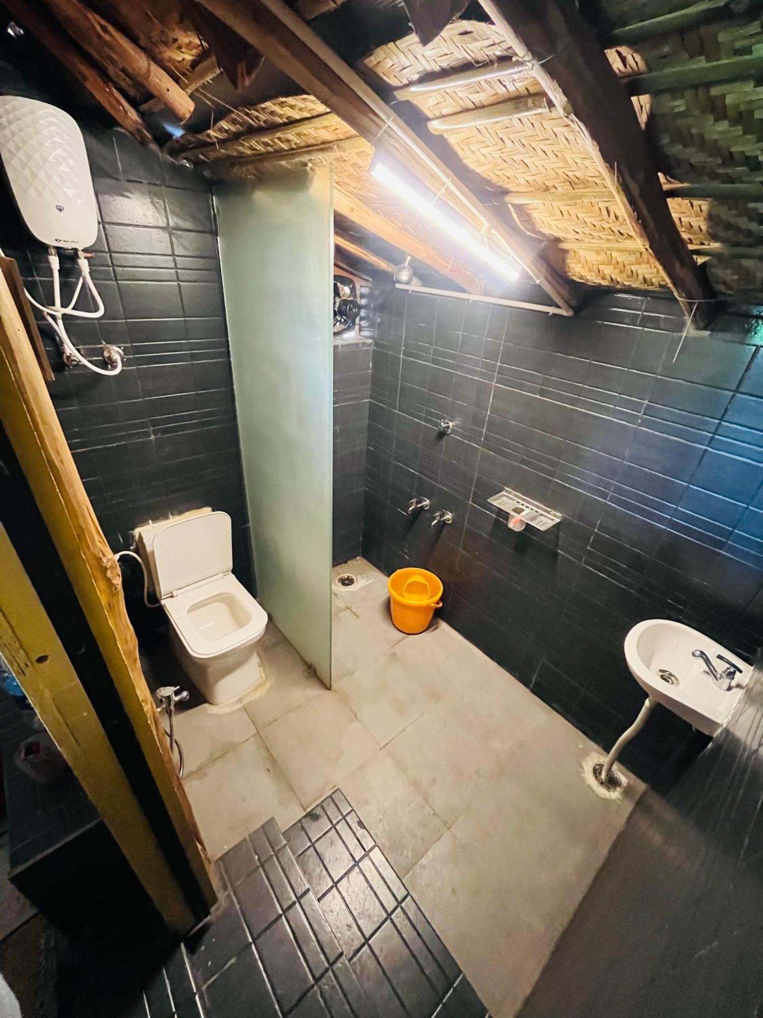 Spykee Spot Hampi Hotel Exterior foto